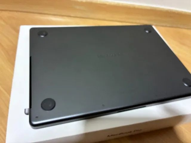 MacBook Pro M3 16GB 512GB 14インチ Apple Macbook Pro M3 Pro 14,2