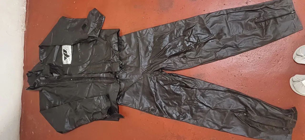 Conjunto Impermeável de Trabalho