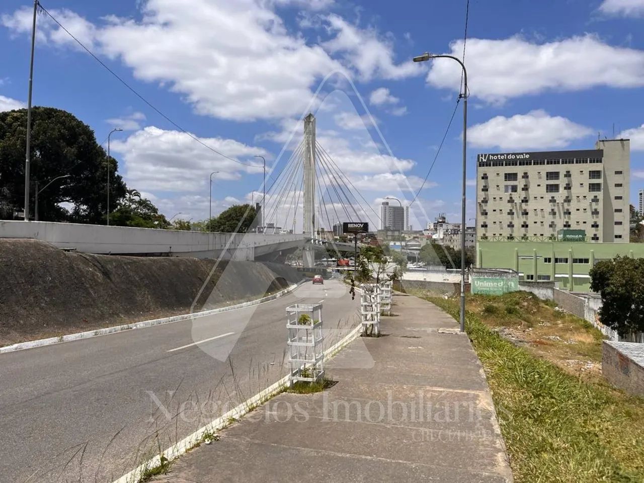 Vendo área na Manoel Tavares por trás da Unimed 2