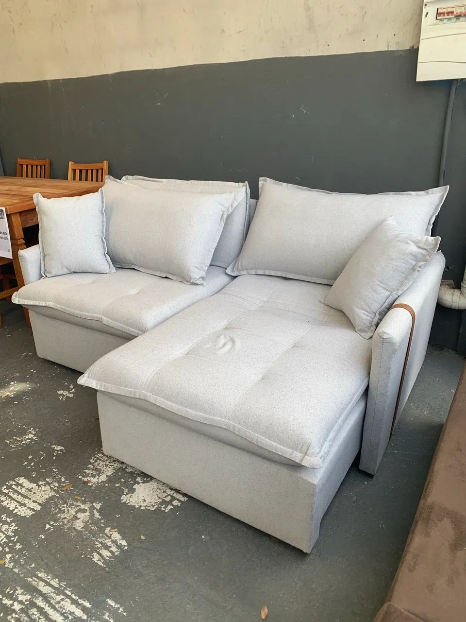 Estofado sem Caixa Última Unidade  - Foto 2