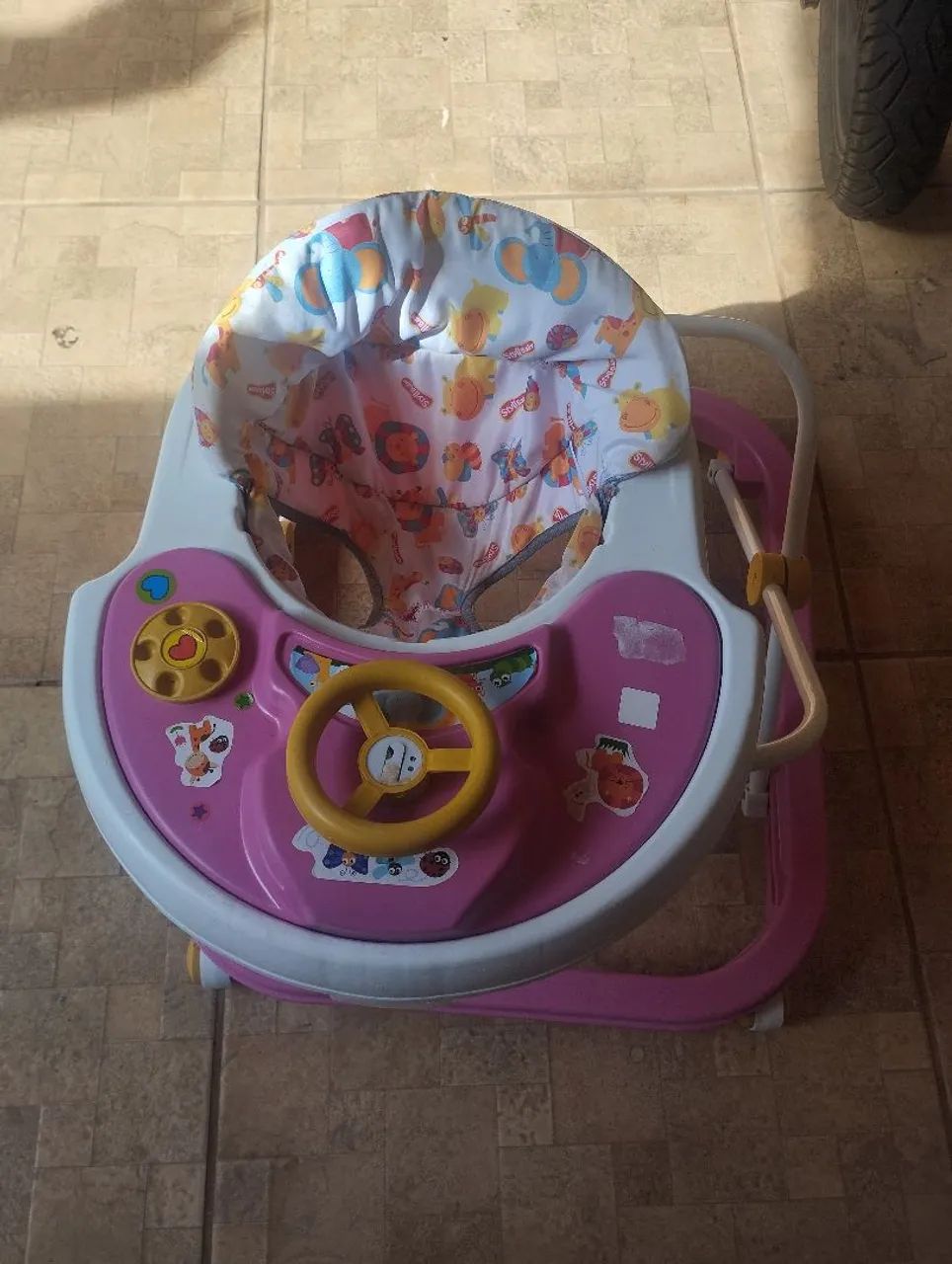 andador com rodinhas para bebê  - Foto 5