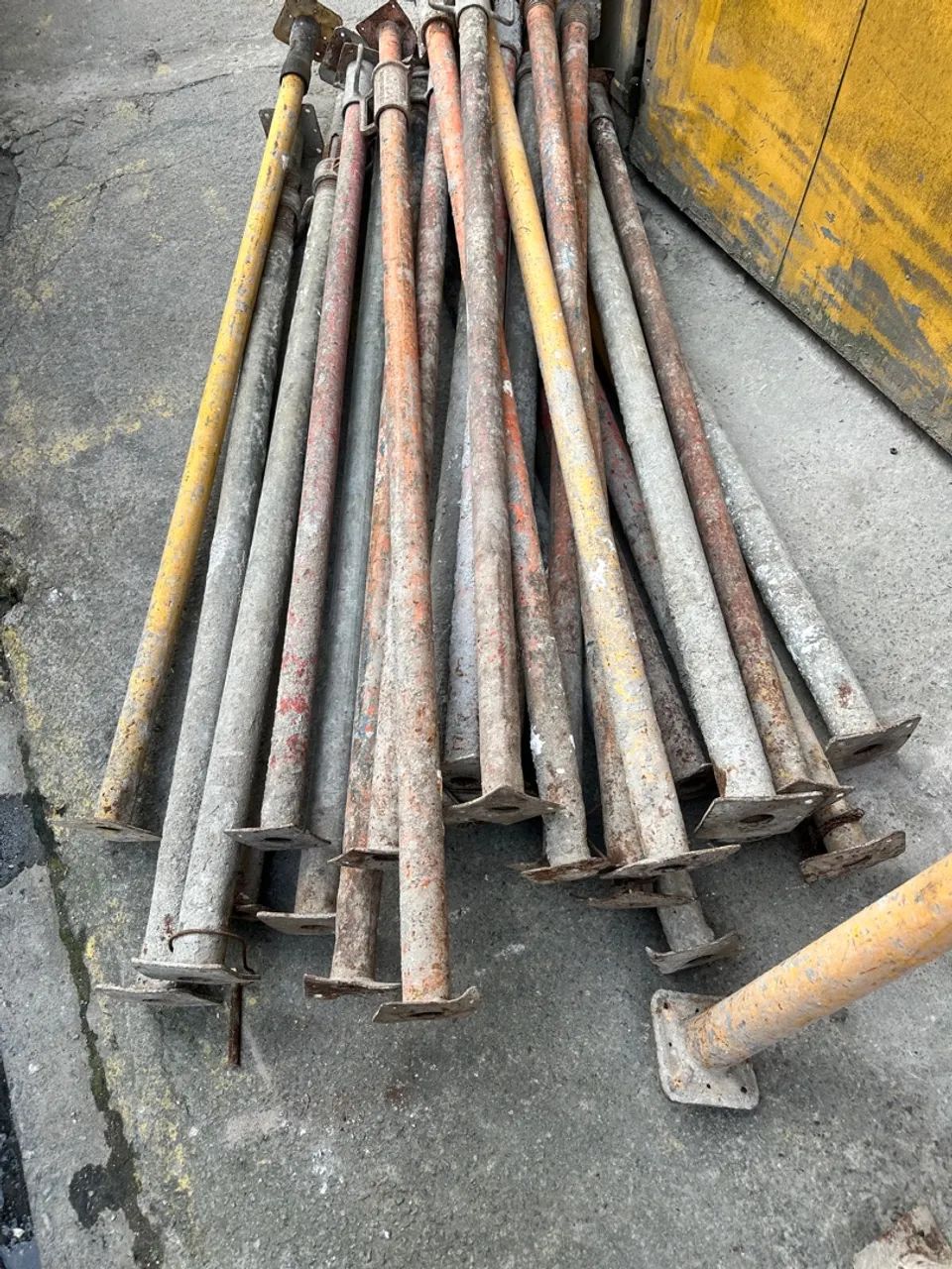 Escoras Metálicas para Construção Civil precisa de manut de 3 e 3,5 metros  - Foto 6