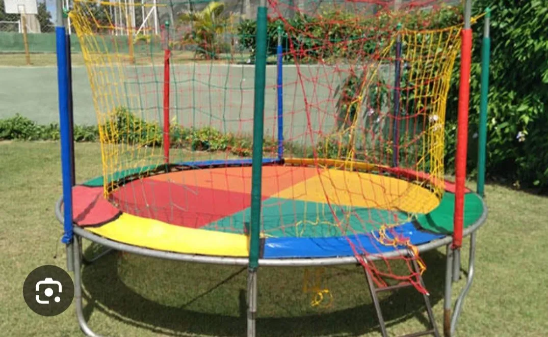 Aluga -se Pula pula Infantil com Rede de Proteção,Tamanho 3,70