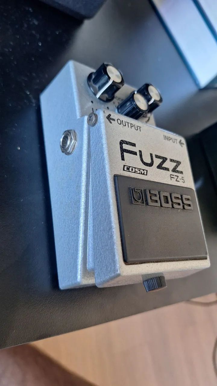 Pedal Fuzz Boss FZ-5 COSM - Foto 2