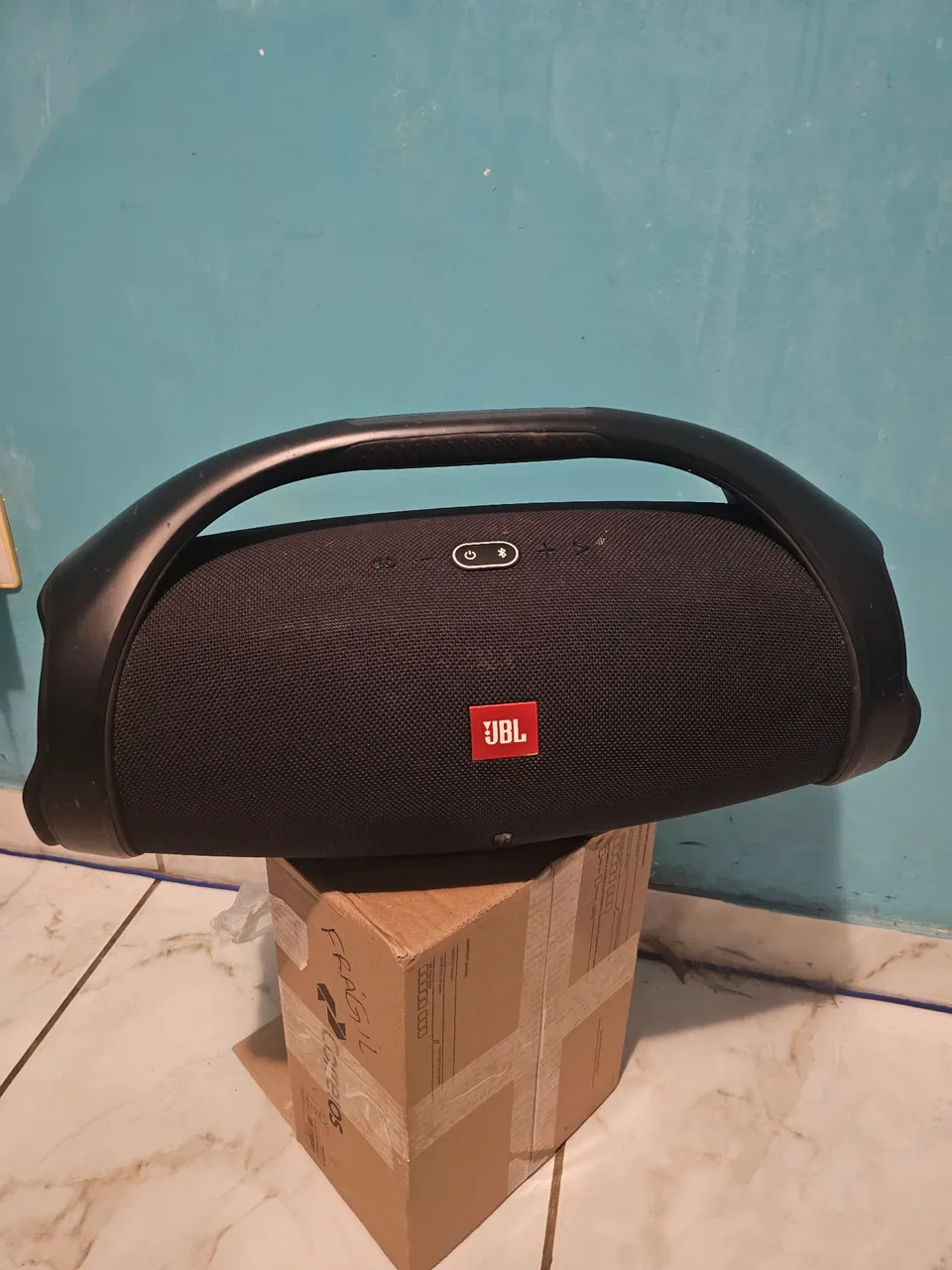 Caixa de Som JBL Boombox 2