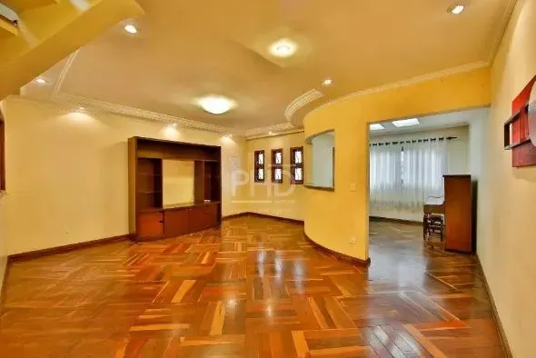 Sobrado à venda, 3 quartos, 3 suítes, 4 vagas, Anchieta - São Bernardo do Campo/SP