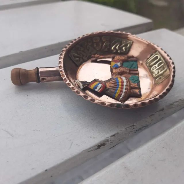 Antiguidade souvenir antigo em cobre e bronze enfeite de parede - Foto 5