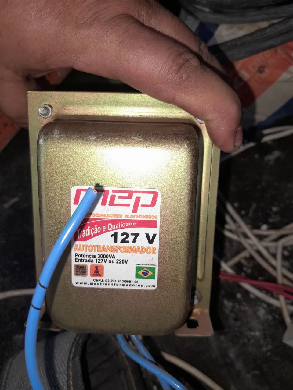 Autotransformador MEP 3000VA 127V/220V