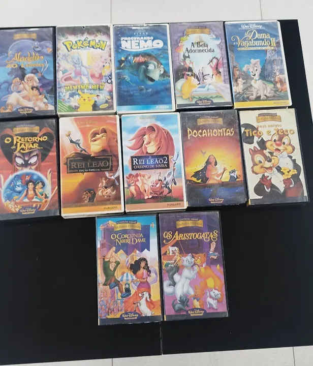 Vendo 12 fitas VHS desenhos infantis original..