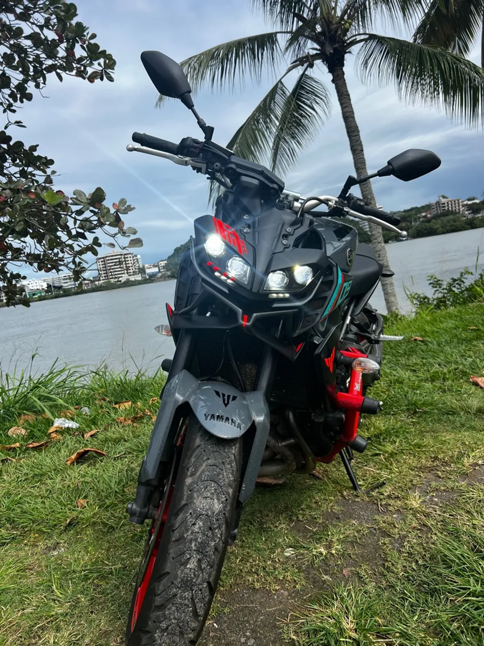 MT 09 Abs