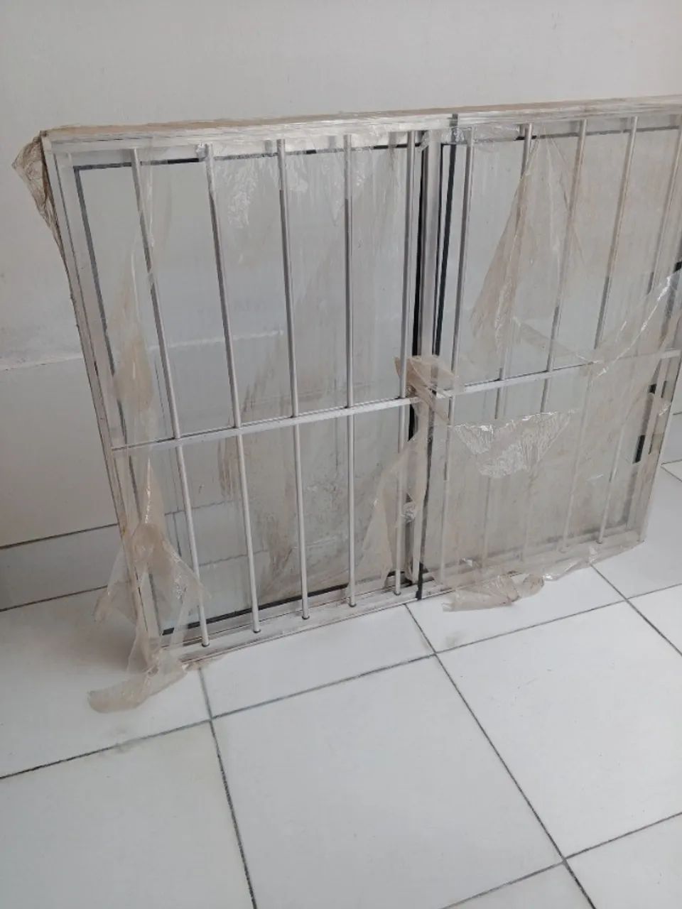 Bicicleta infantil, Janela de alumínio e cadeirinha para carro. - Foto 5