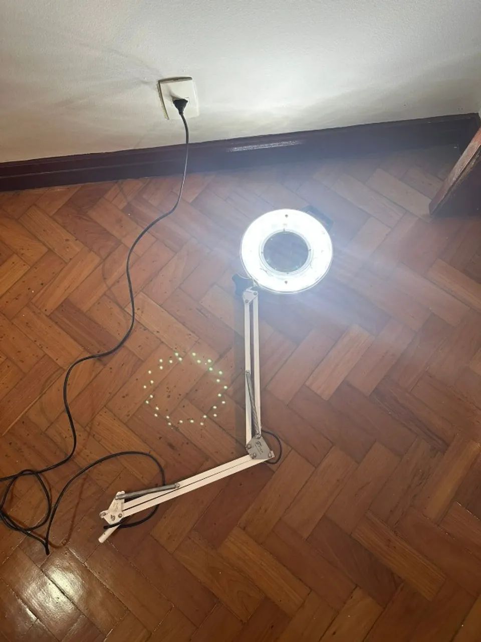 LUPA ESTEK DE MESA - Foto 2