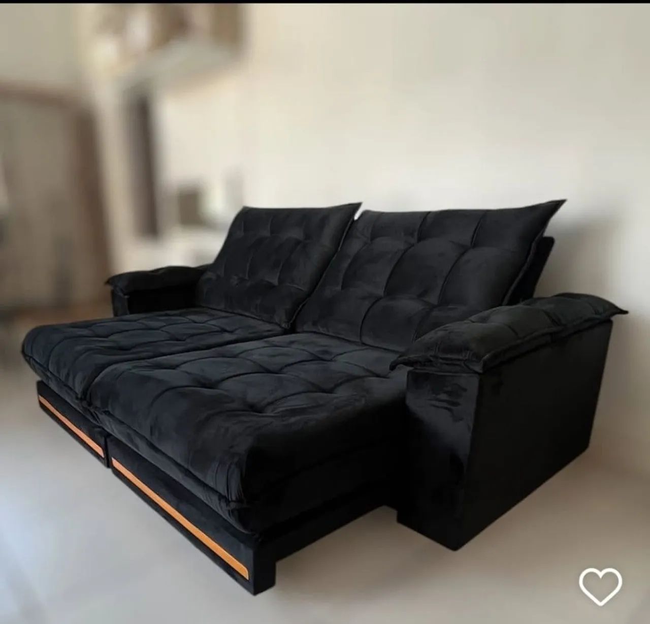 Sofá preto largura 2.50 com design moderno