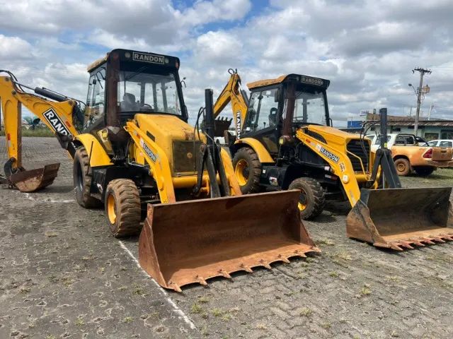 Retro Randon 4x4 2020 2000 horas - Foto 2