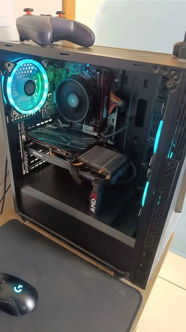PC Gamer R5 4500 + RX6600