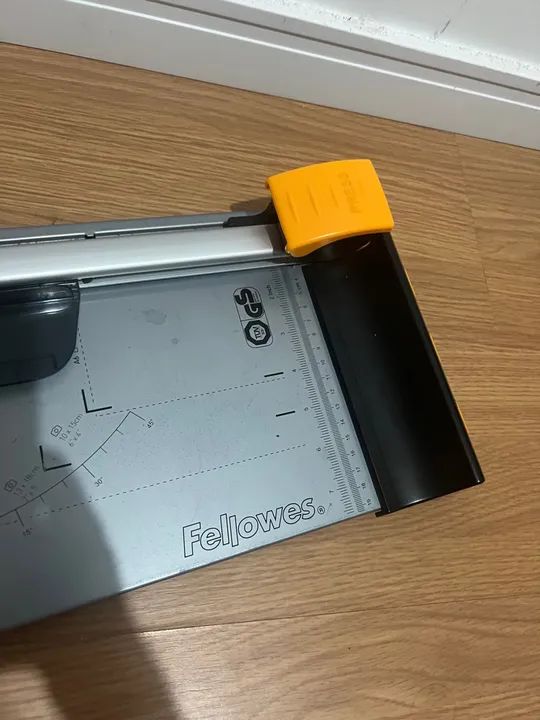 Refiladora Cortador de Papel Fellowes