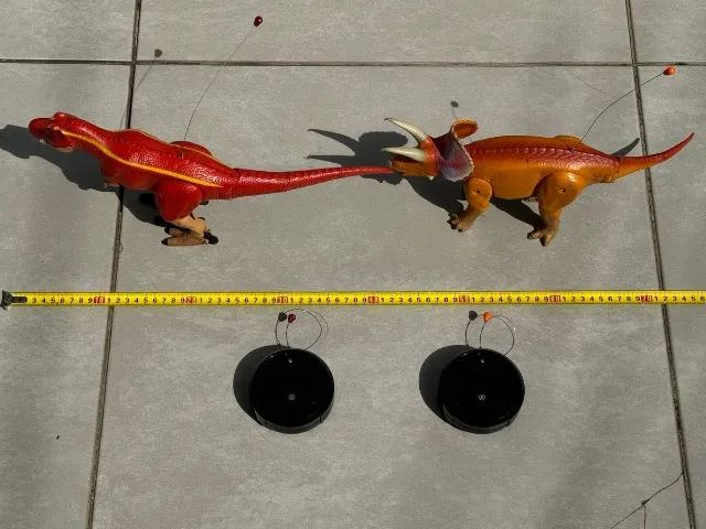  Dinossauro de controle remoto. - Foto 4