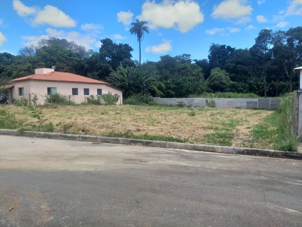 Lote de 1.000 m² plano no Condomínio Estância das Aroeiras - Aceito carro na negociação - Foto 3