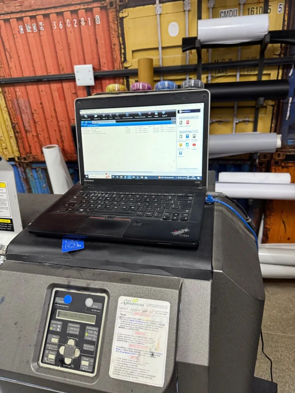 Combo Plotter de impressão Mutoh + plotter de recorte  - Foto 3