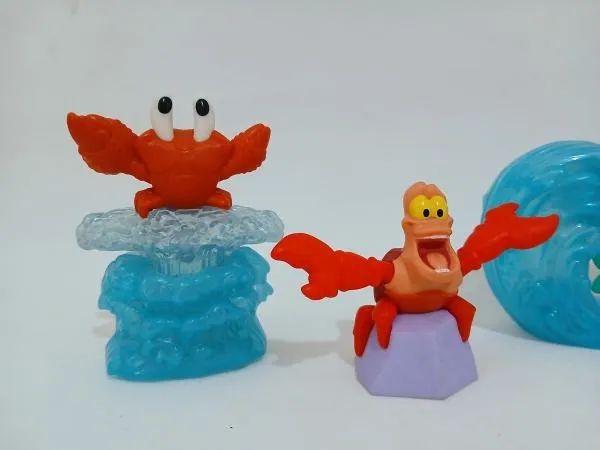 Lote de Miniaturas Colecionaveis - Princesa Ariel e seus Amigos - Medidas Aprox 9cm  - Foto 5