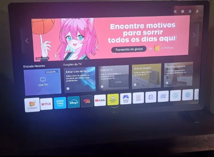 Smart TV LG com tela vibrante e recursos incríveis!