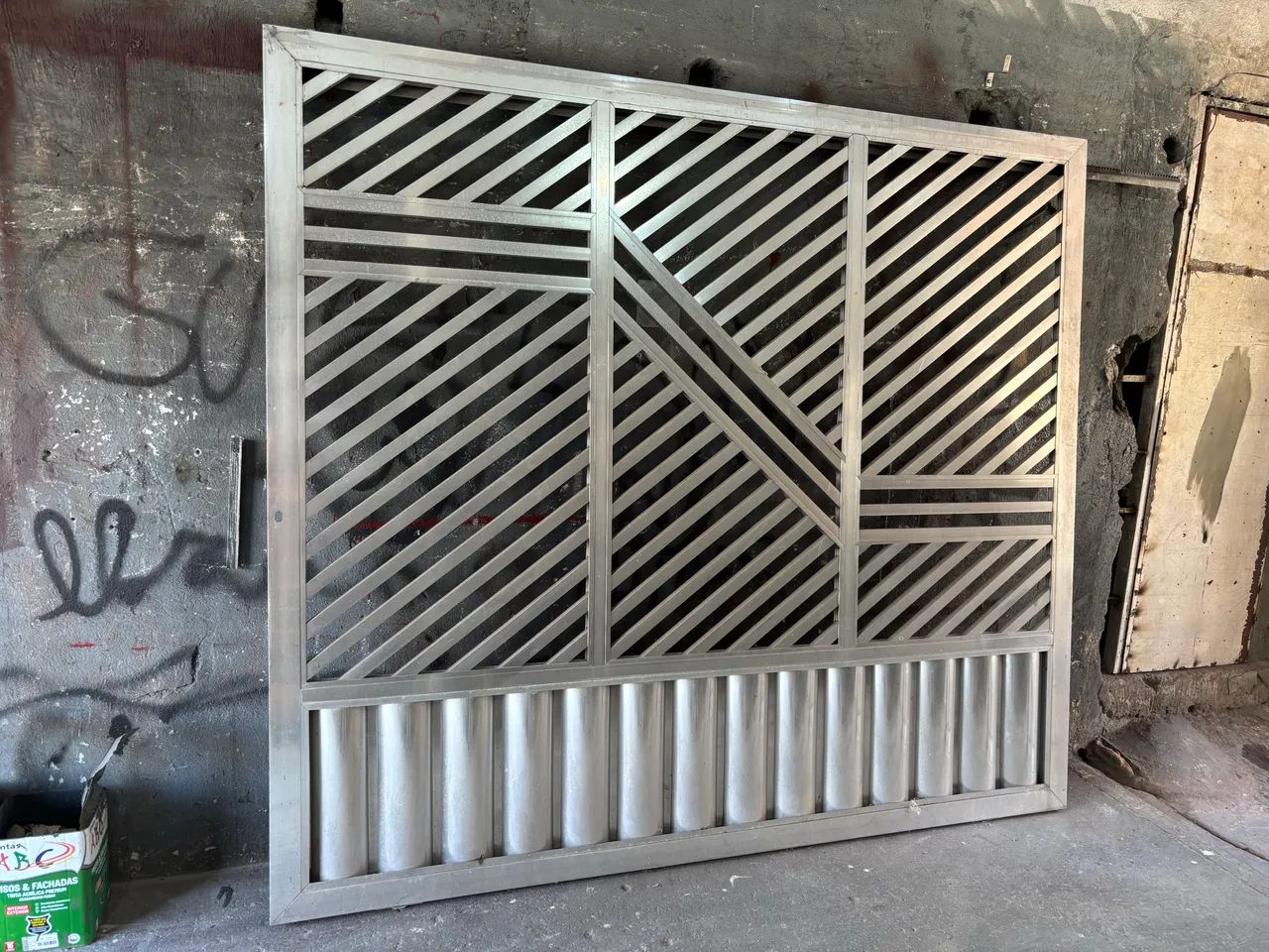 Portão de correr (Alumínio)64850233772803122