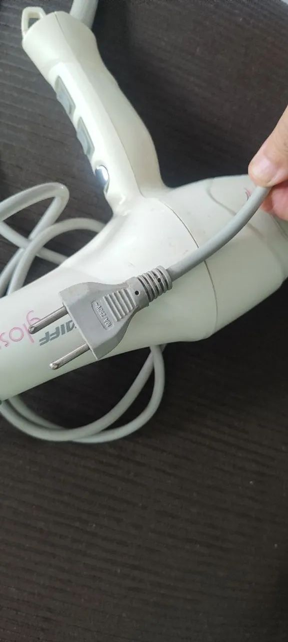 Secador de Cabelo Taiff Gloss Usado leia discrição  - Foto 5