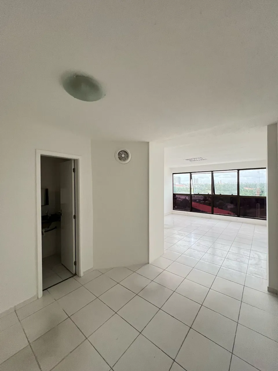 VENDO SALA EDF. GOLDEN TOWER