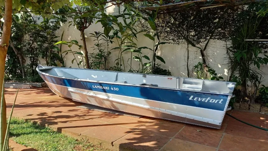 LEVEFORT- Modelo LAMBARI 430