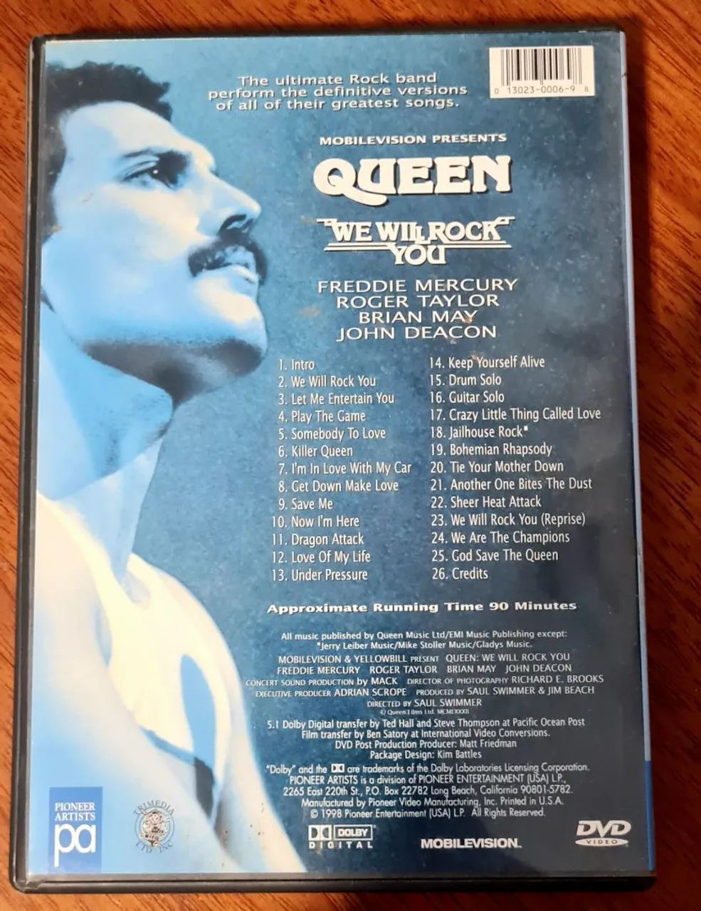 DVD Queen - We Will Rock You - Edição Comemorativa  - Foto 3