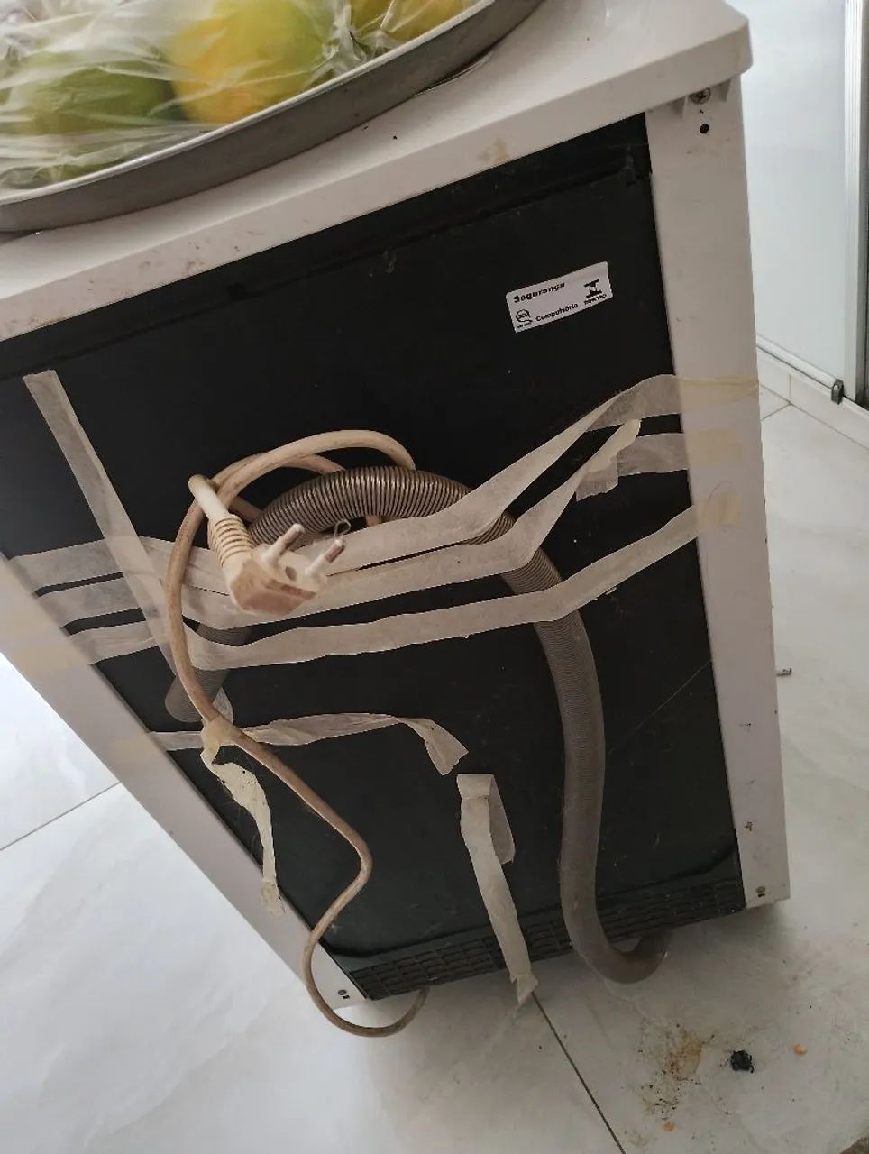 Máquina de lavar louça Eletrolux 
