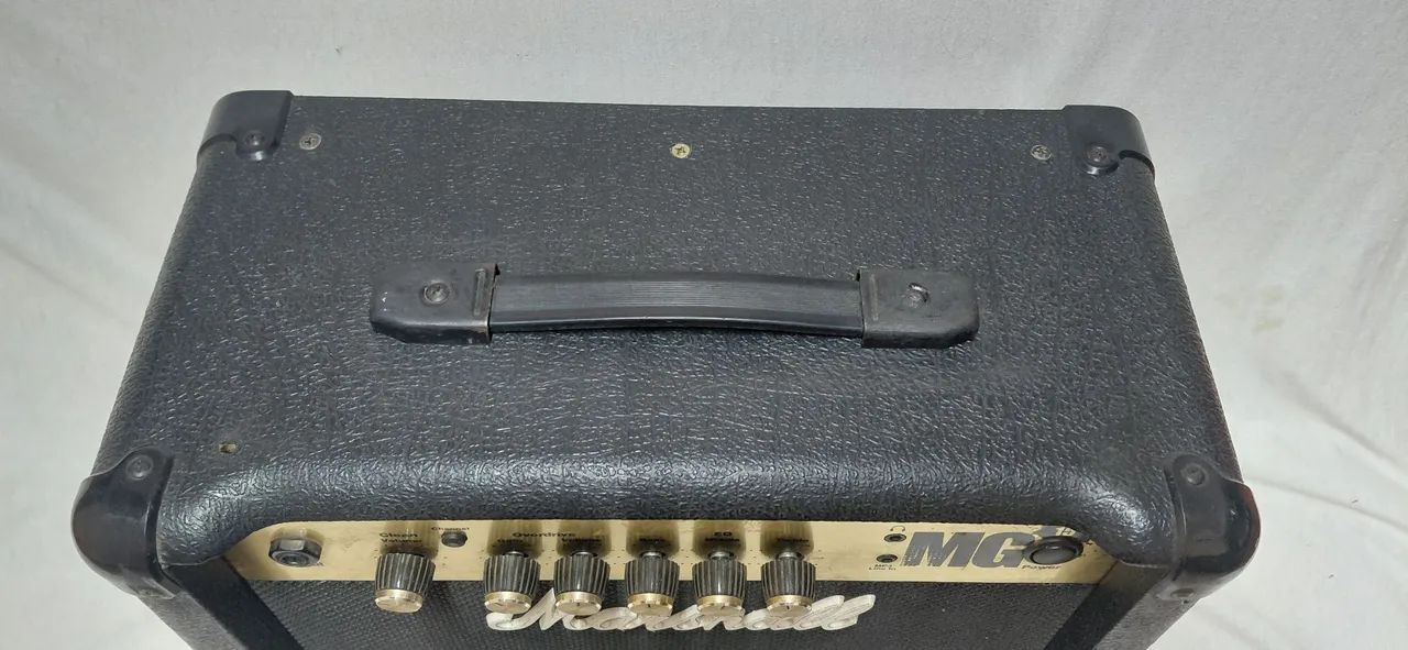 Amplificador Marshall MG-15 p/ guitarra  - Foto 3