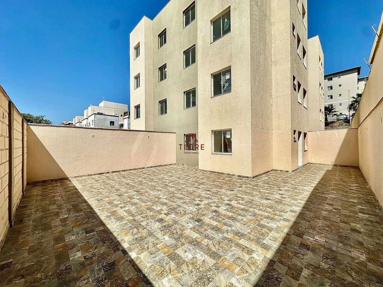 Apartamento com 2 Quartos à Venda, 129m²