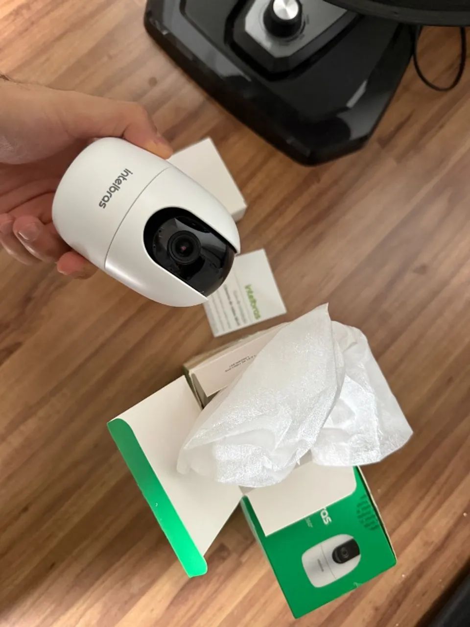 Câmera Intelbras IM4 360 Graus Babá Eletrônica Com Microfone Semi Nova - Foto 3