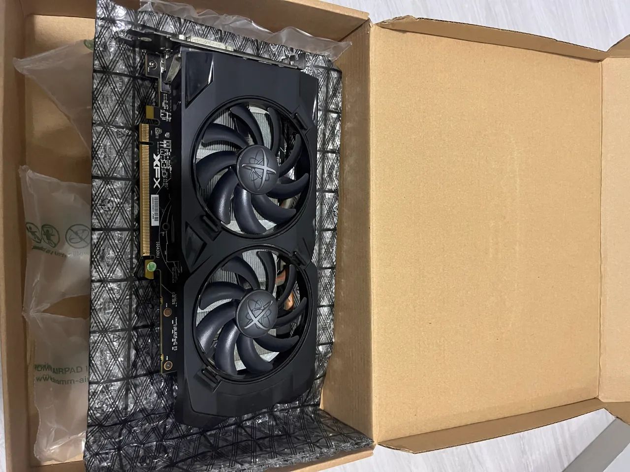 AMD RX 470 (Placa as vezes da vídeo e as vezes não) - Placas de