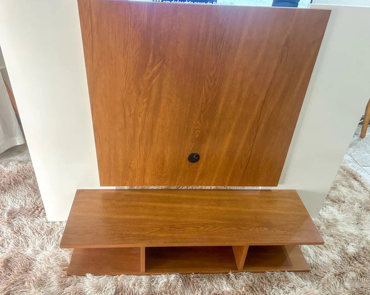 Rack de Parede para TV até 32? - Bom Estado