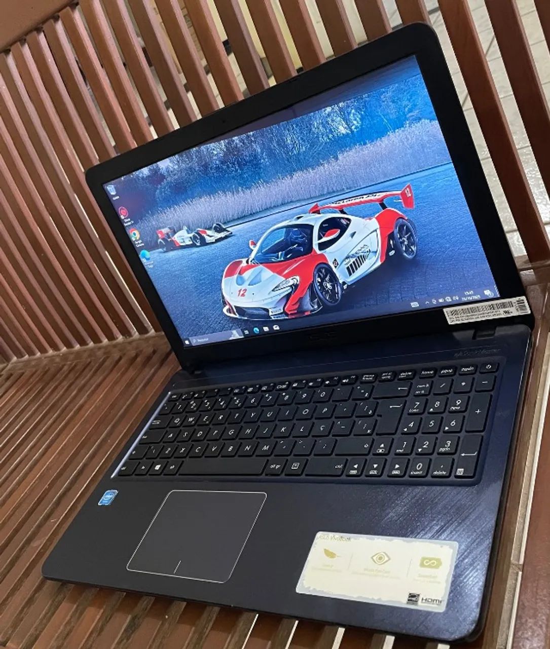 Vendo Notebook Asus Sonic Master 