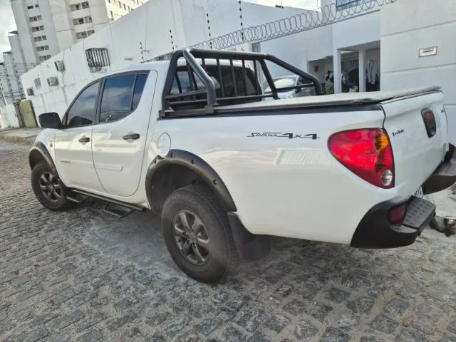 Mitsubishi L200 L200 Triton GLX 3.2 CD TB Int.Diesel Mec 2015
