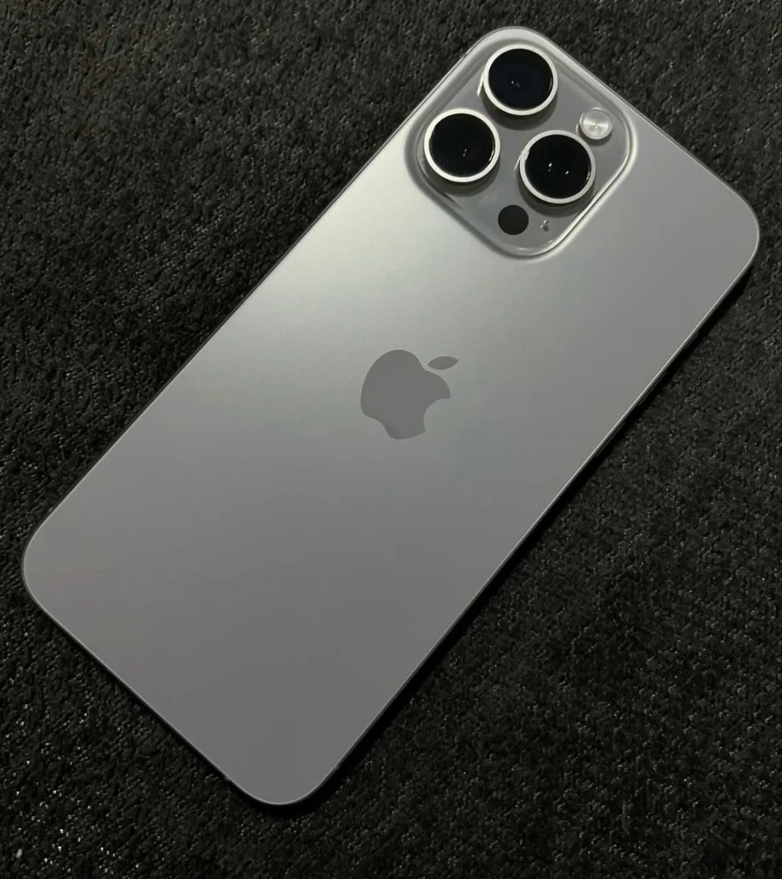iPhone 15 pro max - Foto 2