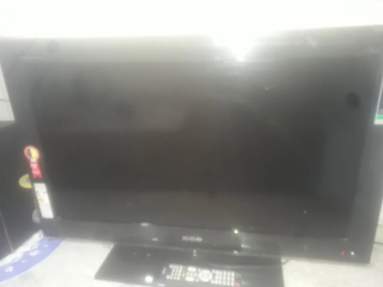 TV 32 POL CCE NÃO É SMART BOA - Foto 2