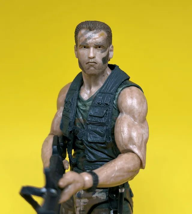 Predator Dutch Jungle Patrol Neca Toys 1/10 - Hobbies e coleções