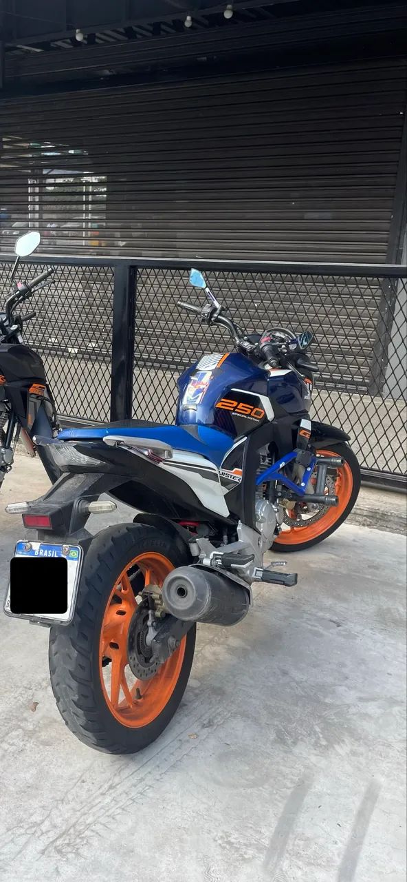 TWISTER CB250F Special Edition - Foto 2