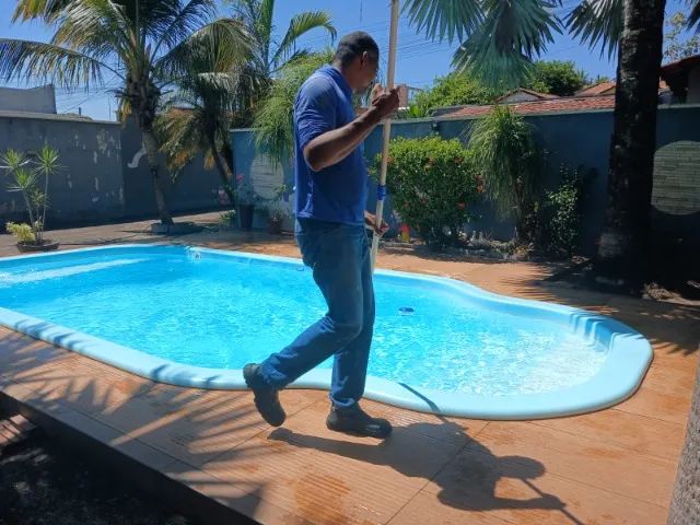 Limpeza de Piscinas(Piscineiro)
