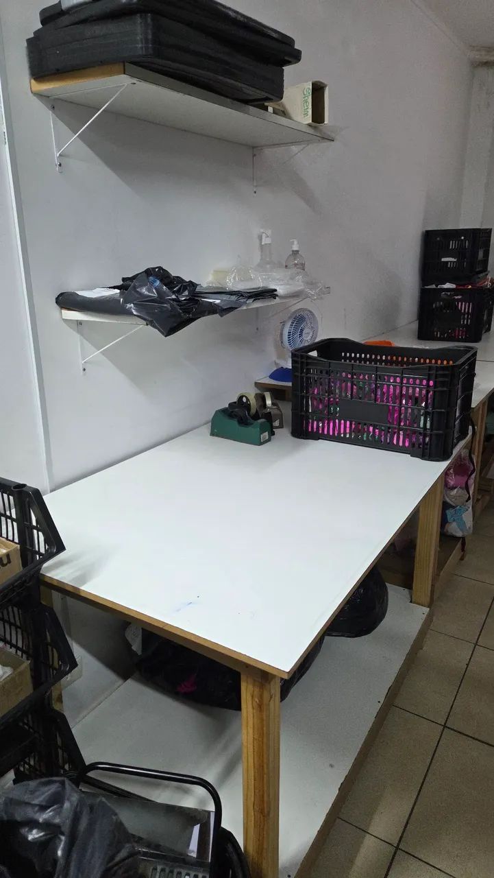 Mesa de Trabalho Bancada E-commerce Loja