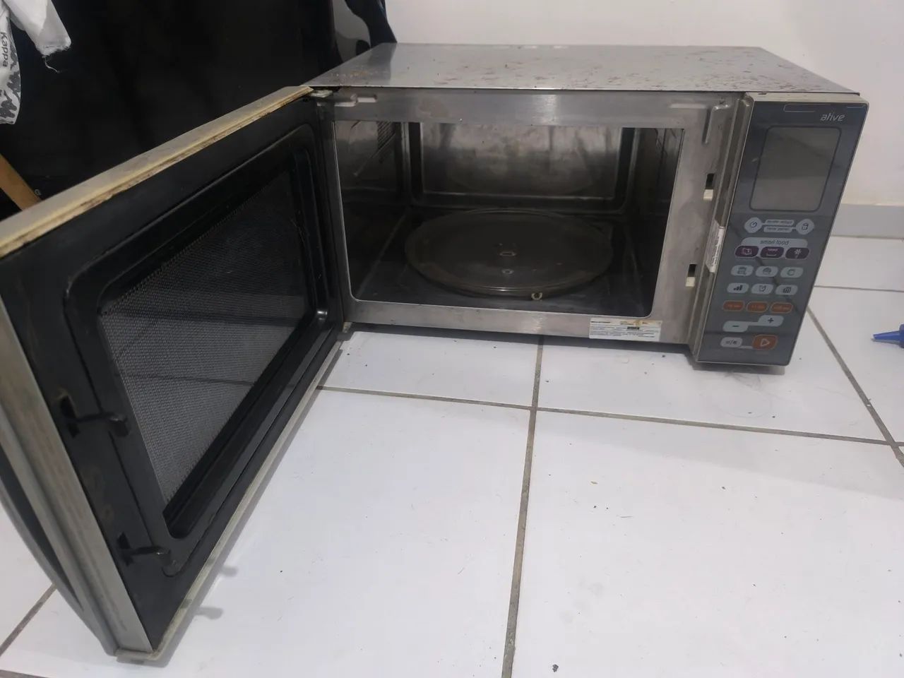 Vendo Microondas Brastemp Ative inox grill - 220v - Foto 2
