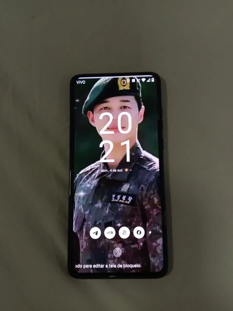 Moto G84