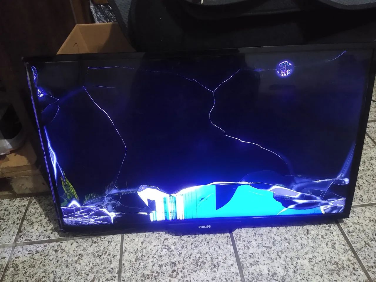 TV Philips 32" de LED  - Foto 3