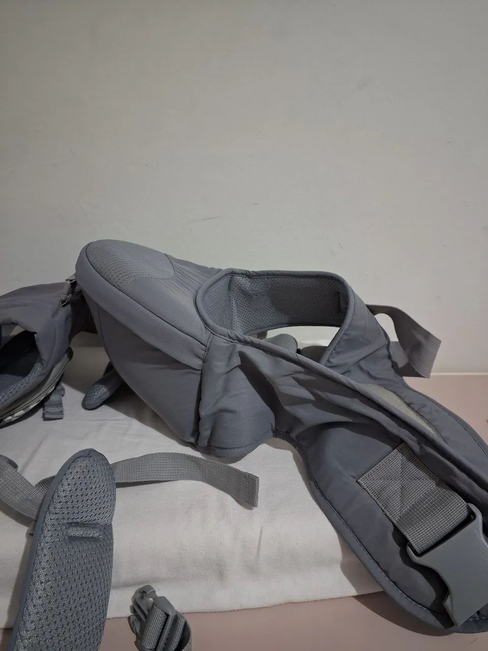 Canguru para bebê com banquinho  - Foto 2