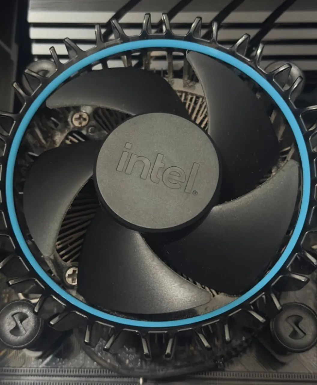 Processador Intel Core i5-12400F  - Foto 2