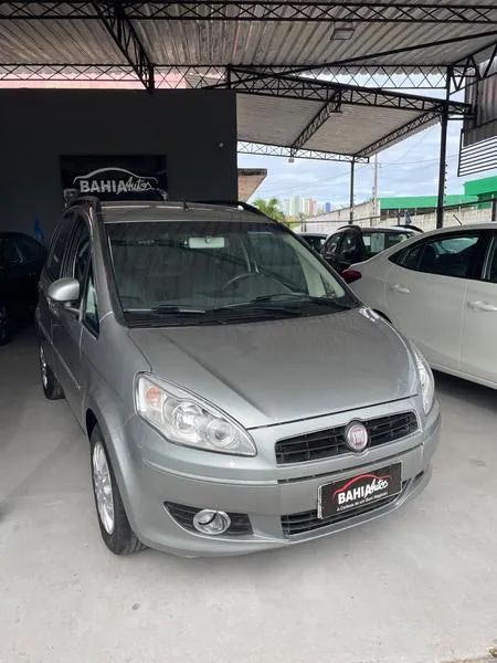 Fiat Idea Attractive 1.4 Fire Flex 8V 5P 2012